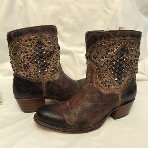 Frye Deborah Deco Short Boot -Whiskey Brown-Sz 7.5